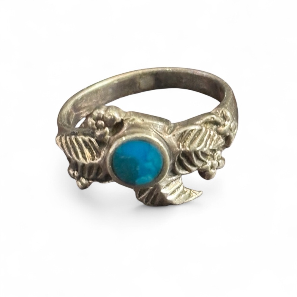 Blue Turquoise Sterling Silver Ring with Leaf Design
